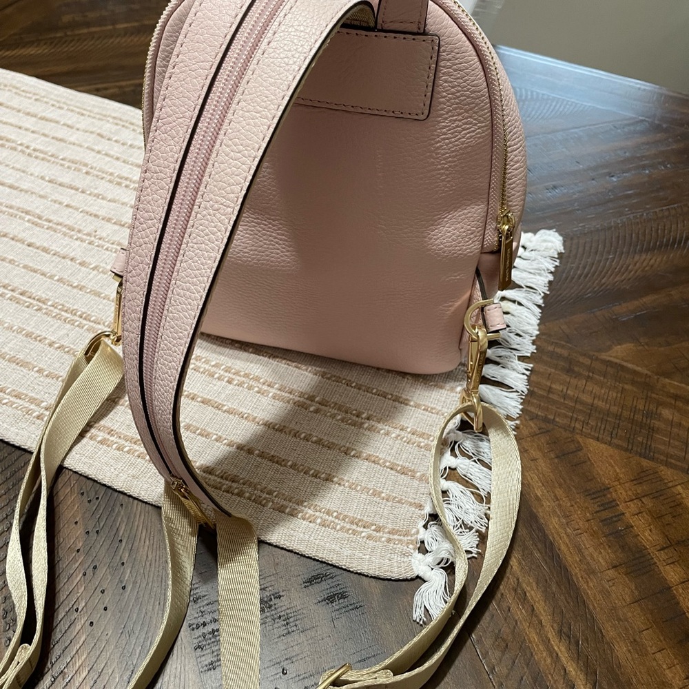 Michael Kors backpack - Picture 3 of 4